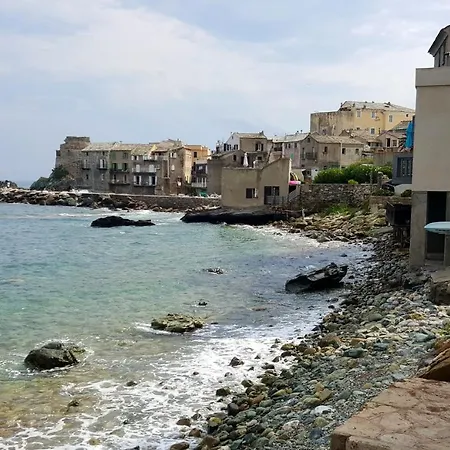 Spacieux A Bastia Avec Vue Et Montagne.