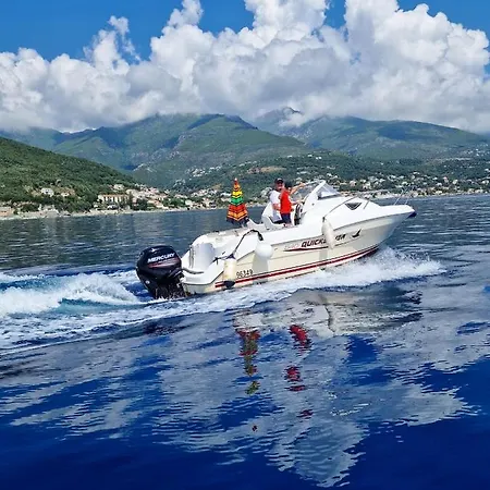 Spacieux A Avec Vue Et Montagne. Apartment