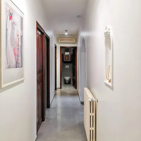 Apartment Spacieux A Avec Vue Et Montagne. Bastia (Corsica)