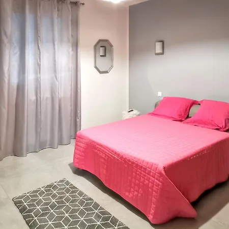 Apartment Spacieux A Avec Vue Et Montagne. *