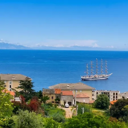 Appartamento Spacieux à Avec Vue Et Montagne. *