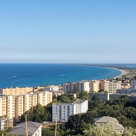 Spacieux à Avec Vue Et Montagne. Bastia (Corsica)