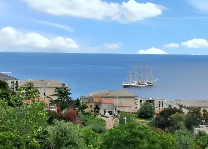Spacieux à Avec Vue Et Montagne. Appartement *